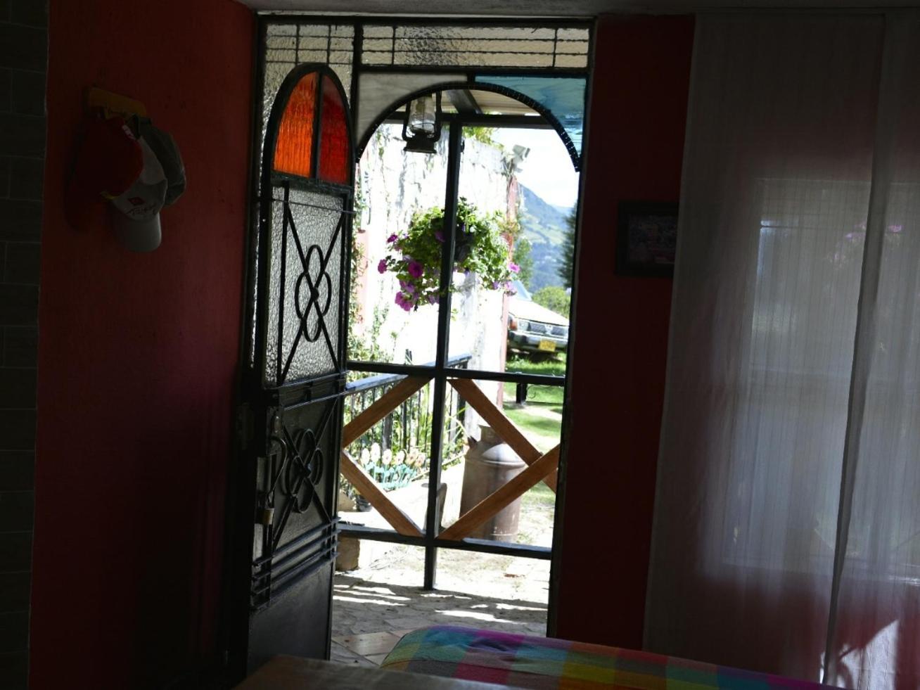 Bed and breakfast El Pedregal Sopó Chambre photo